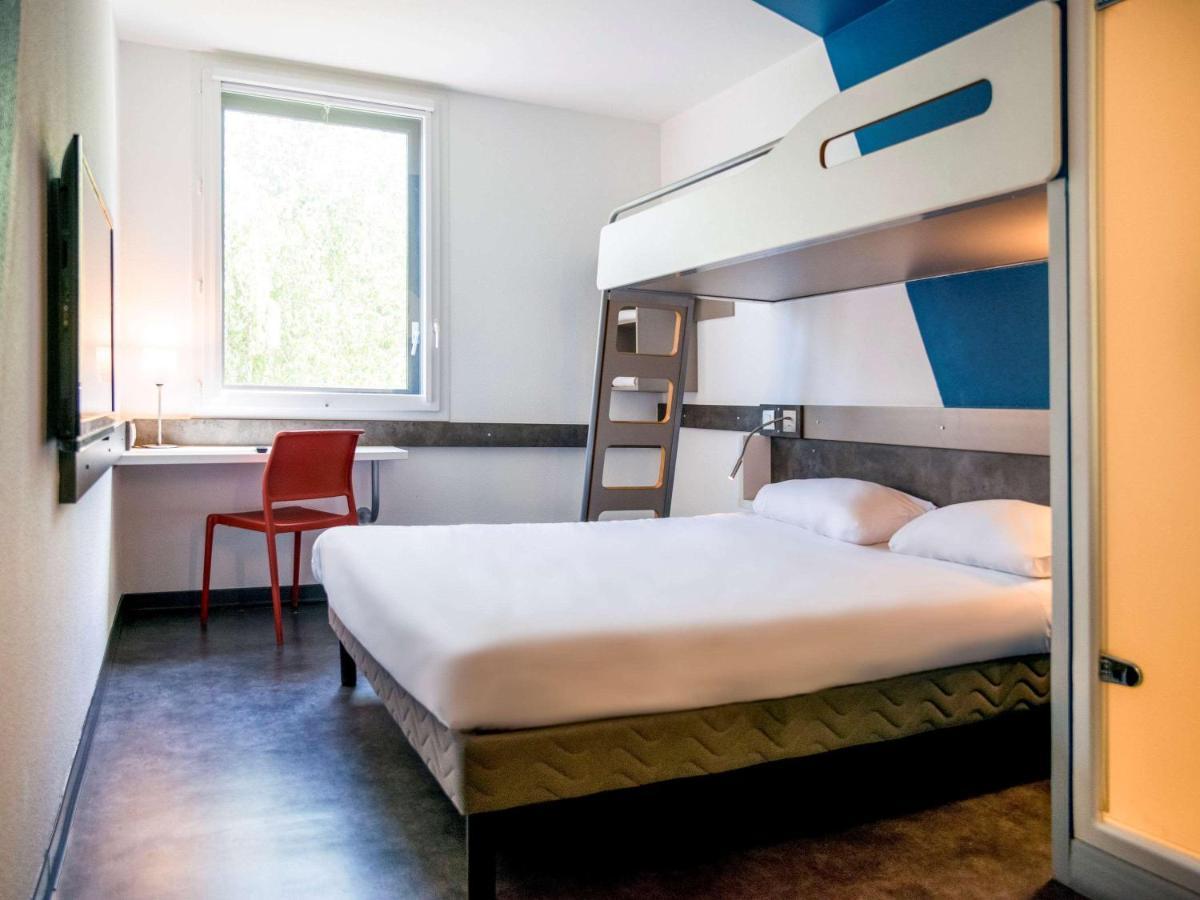Ibis Budget Archamps Porte De Geneve Exteriör bild