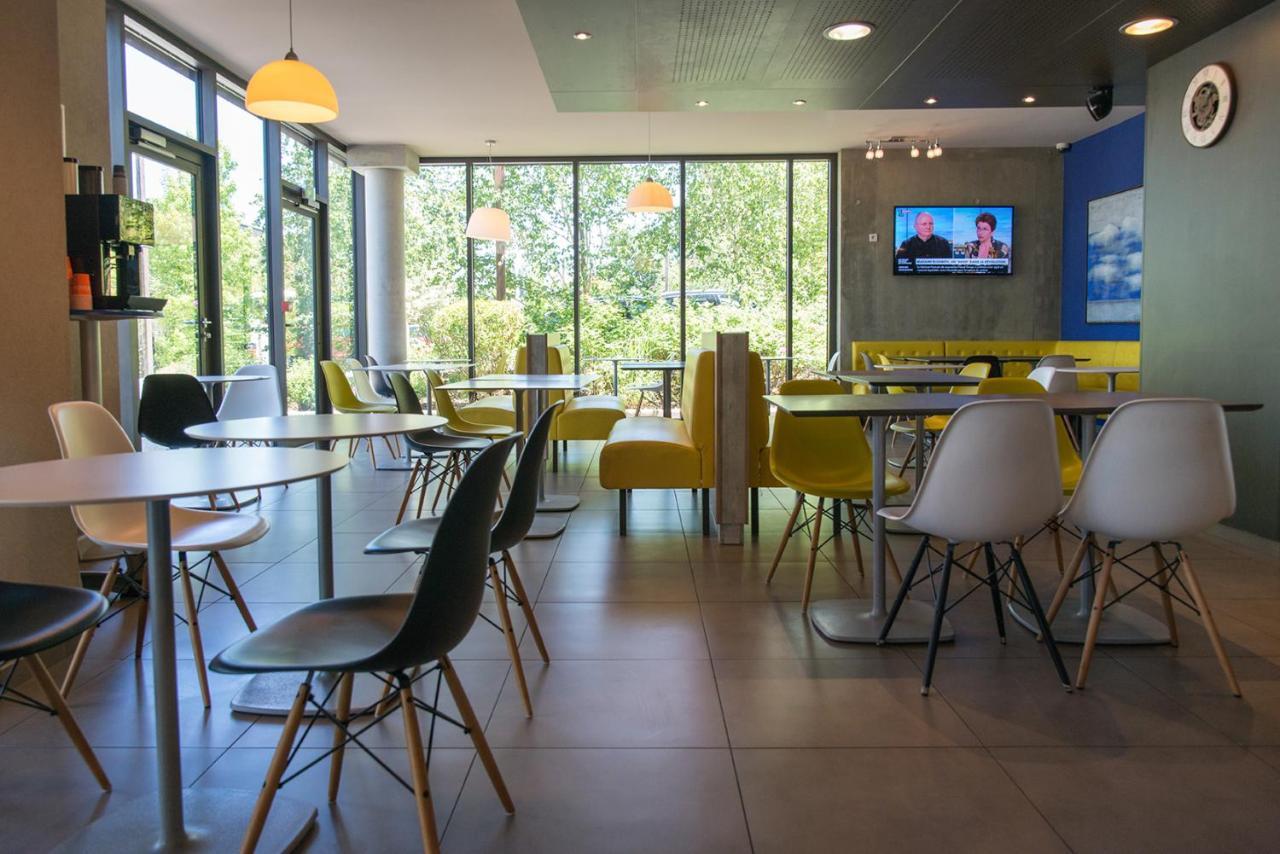 Ibis Budget Archamps Porte De Geneve Exteriör bild