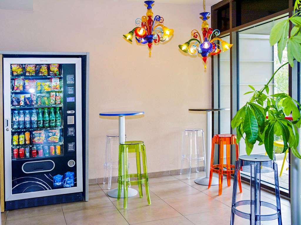 Ibis Budget Archamps Porte De Geneve Bekvämligheter bild