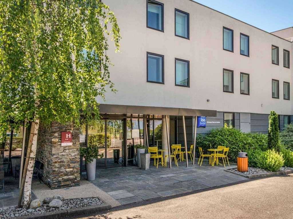 Ibis Budget Archamps Porte De Geneve Exteriör bild
