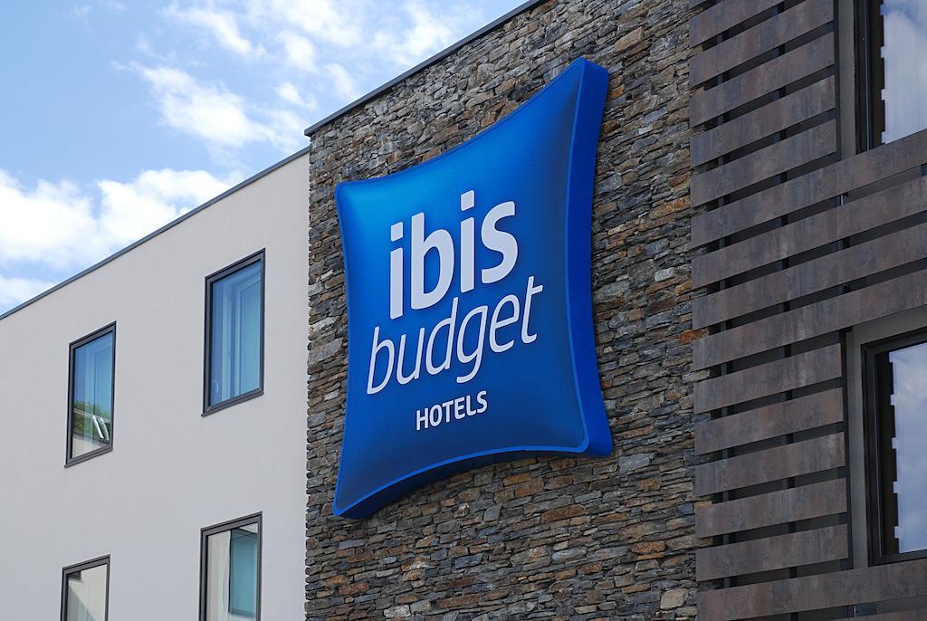 Ibis Budget Archamps Porte De Geneve Exteriör bild