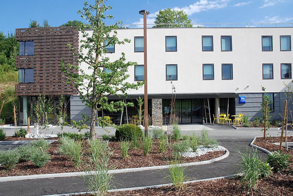 Ibis Budget Archamps Porte De Geneve Exteriör bild